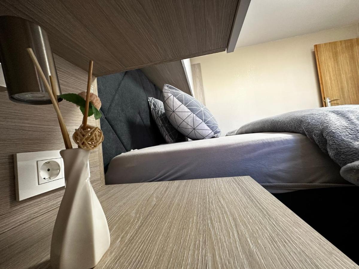 Apartman Veronika วรซี ภายนอก รูปภาพ