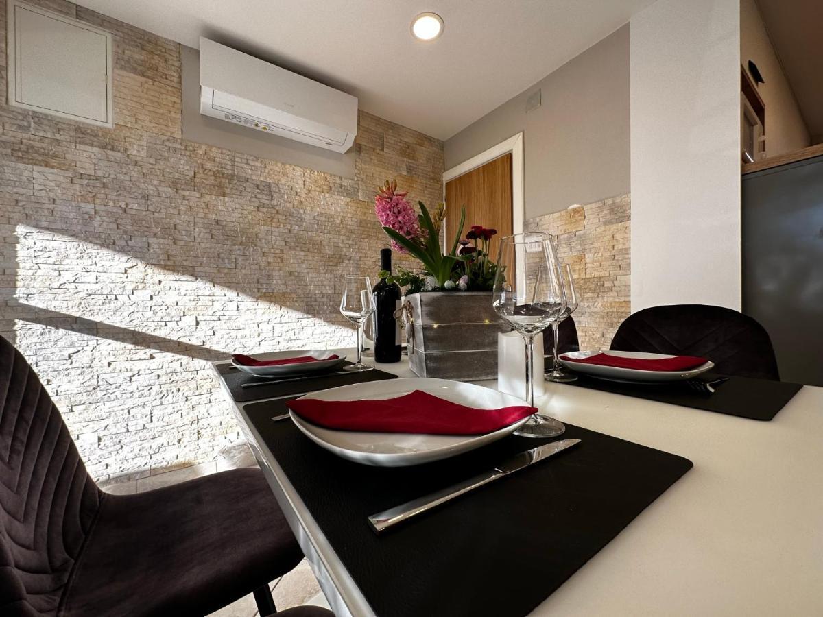Apartman Veronika วรซี ภายนอก รูปภาพ