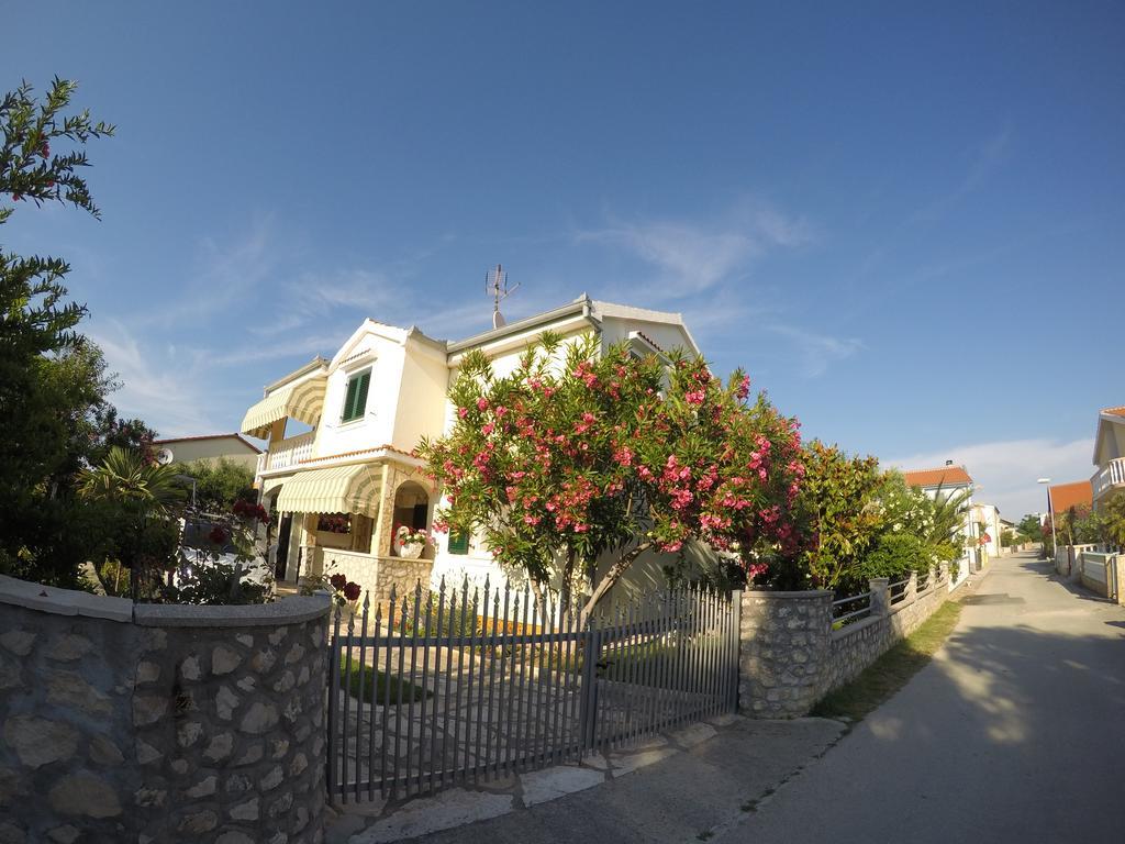 Apartman Veronika วรซี ภายนอก รูปภาพ