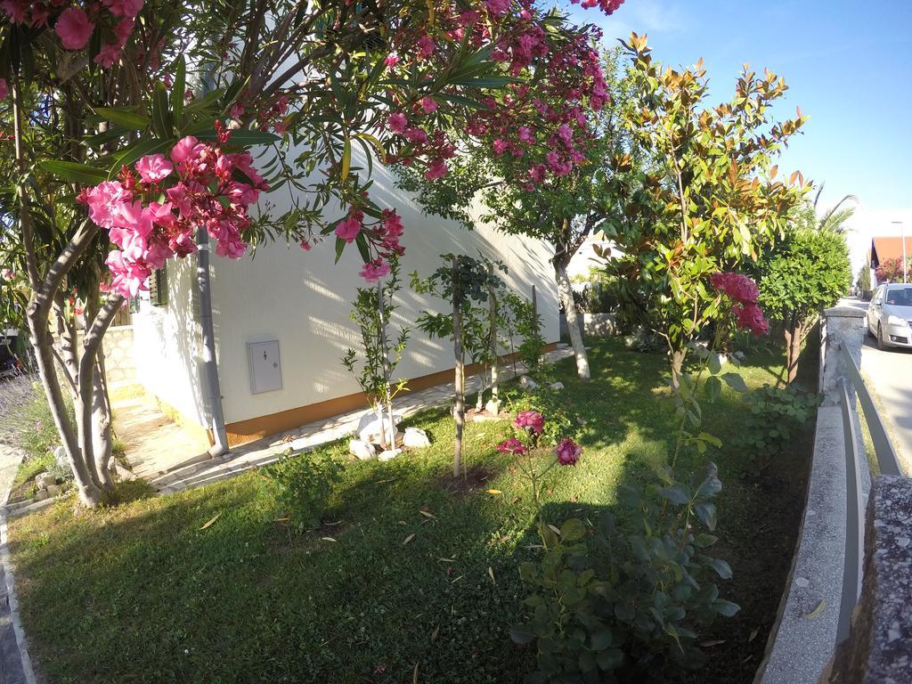 Apartman Veronika วรซี ภายนอก รูปภาพ