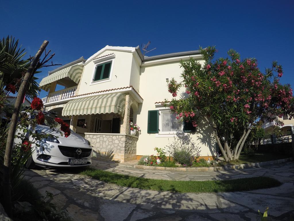 Apartman Veronika วรซี ภายนอก รูปภาพ